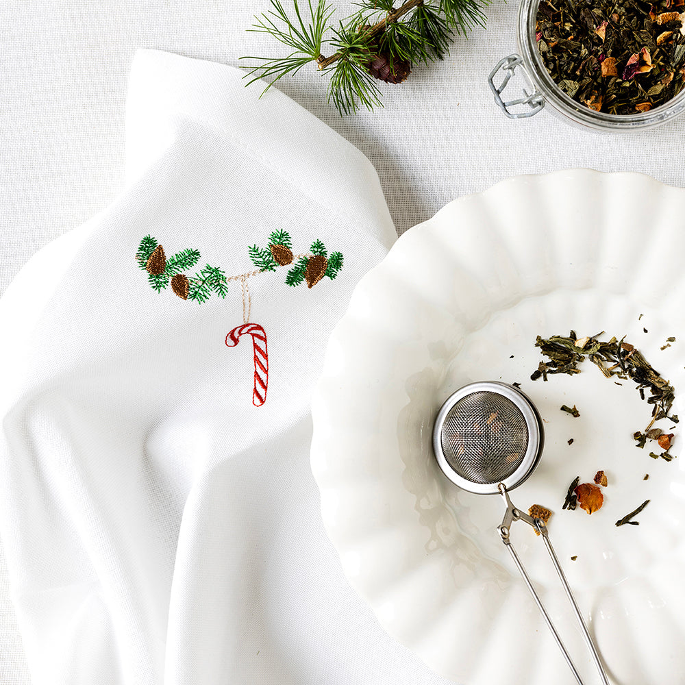 6 stk. juleservietter med klassiske motiver