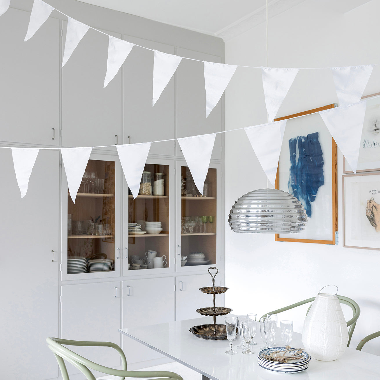 Elegant hvid flagranke