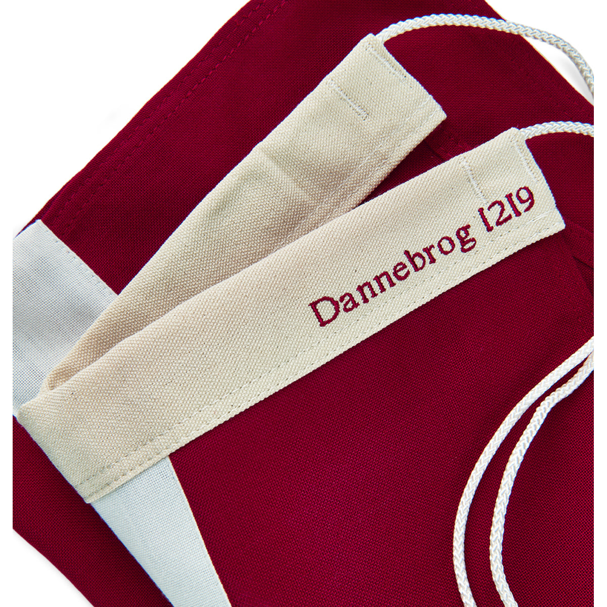 1219 Dannebrog med flagline (38x50 cm)