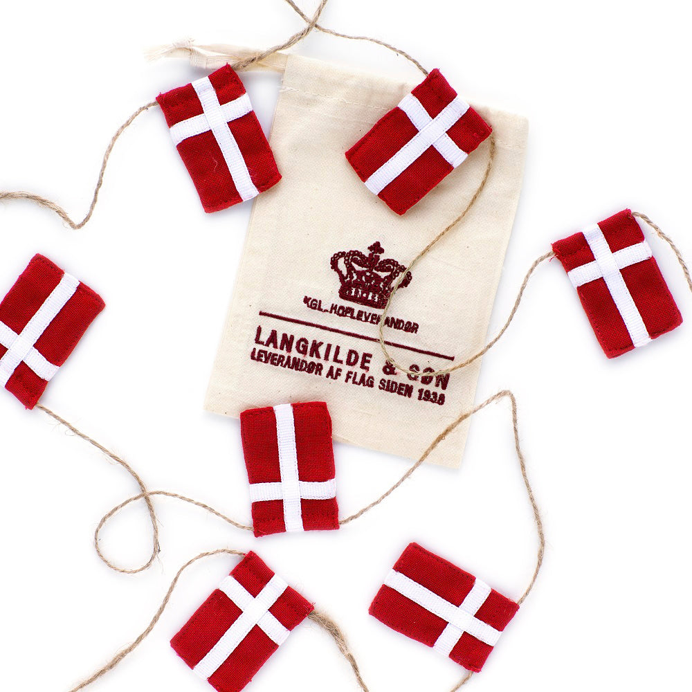 Lille flagranke med 10 Dannebrogsflag