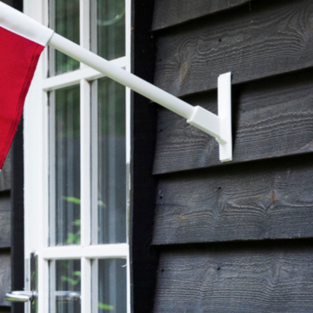 Facadestang med grønlandsk flag
