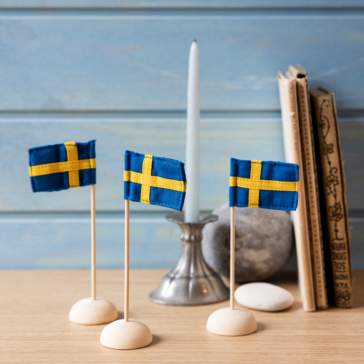 Mini bordflag med svensk flag, 3 stk.