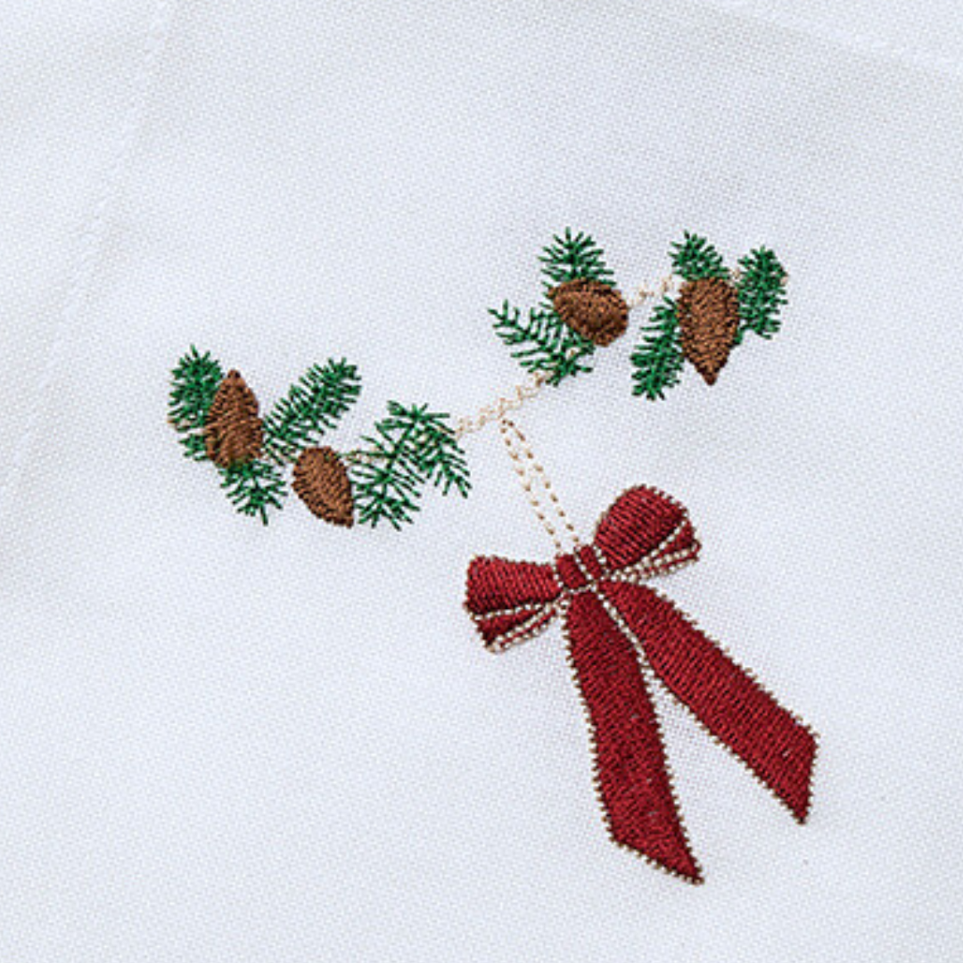 Juleserviet med mørkerød sløjfe