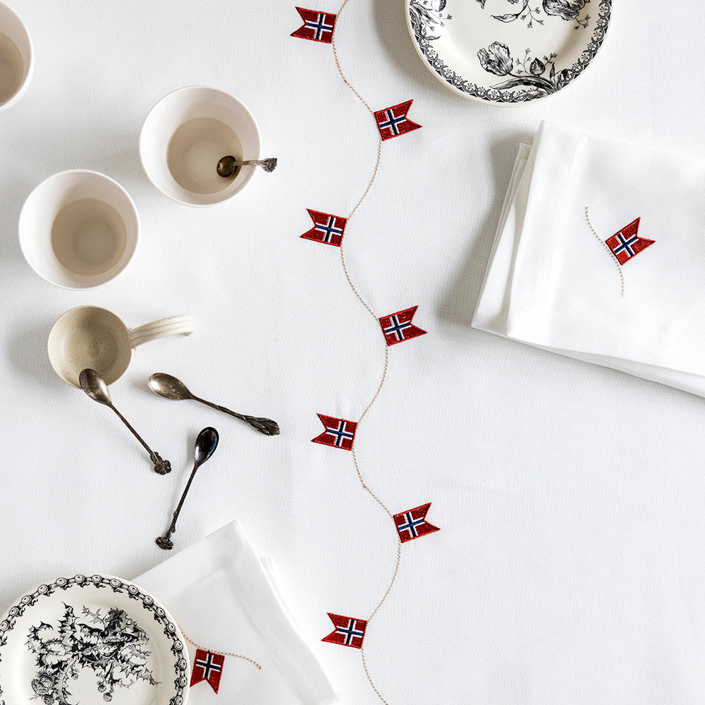 Fødselsdagsdug med norske flag