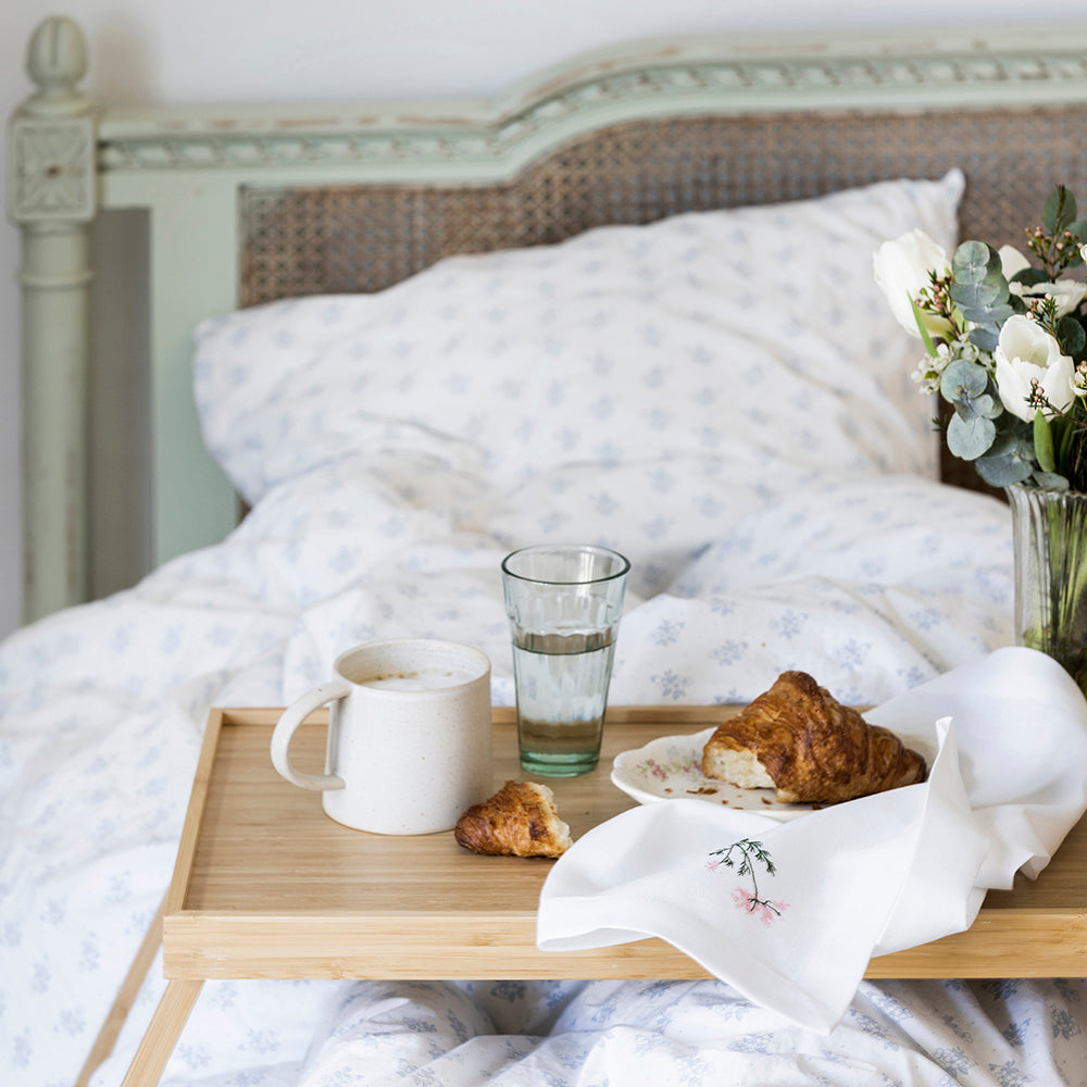 Flora serviet med vild gulerod