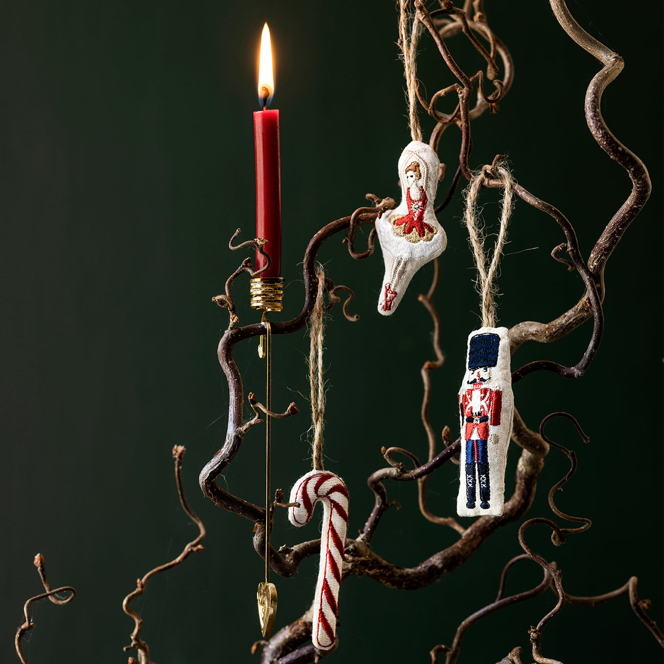 Julepynt, klassiske motiver. Ballerina, Nøddeknækker, Sukkerstok