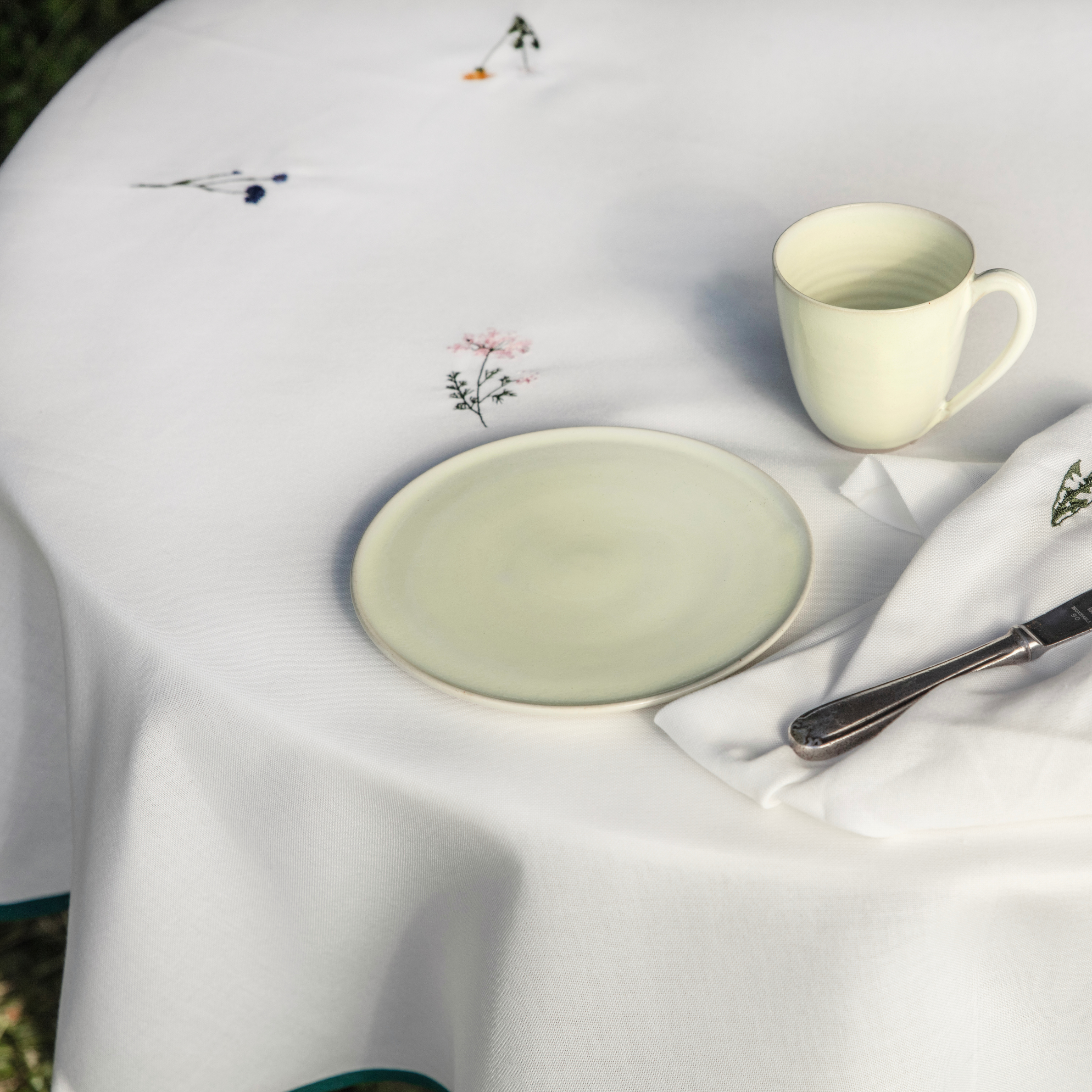 Rund Floradug med vilde blomster